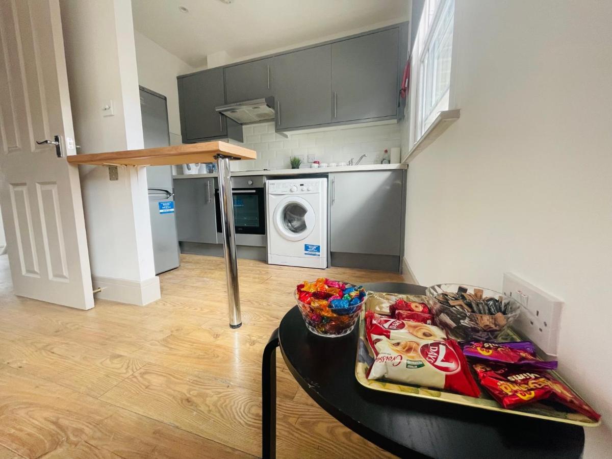 Lovely 1 Bedroom Apartment In London Exteriör bild
